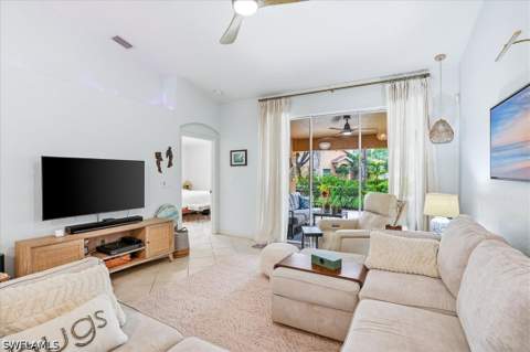 14915 Volterra Ct, Naples FL - photo 15 of 46