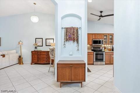 14915 Volterra Ct, Naples FL - photo 6 of 46