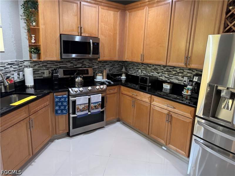 3 bedroom Townhouse at 9815 Solera Cove Pointe 106, Sail Harbour, Fort Myers — photo 4