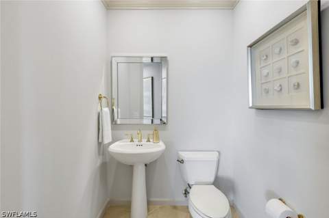 455 Cove Tower Dr 1701, Naples FL - photo 23 of 50