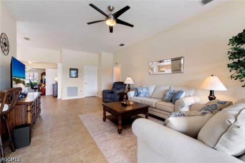 10025 Majestic Ave, Fort Myers FL - photo 11 of 29
