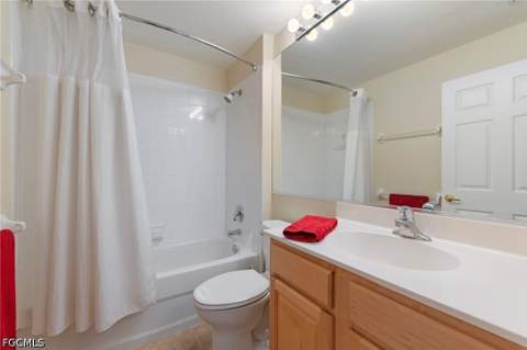 10025 Majestic Ave, Fort Myers FL - photo 18 of 29