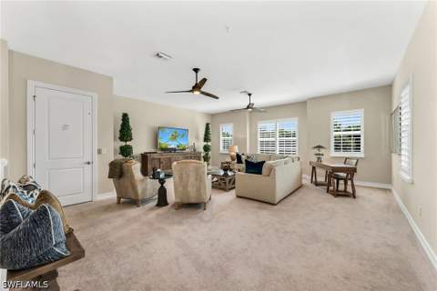 7825 Hawthorne Dr 2104, Naples FL - photo 13 of 41