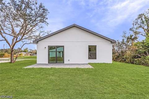 305 NW 20th Ter, Cape Coral FL - photo 11 of 16