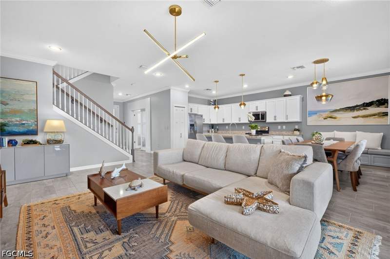 4 bedroom SingleFamilyResidence at 19817 Bittersweet Ln, The Place At Corkscrew, Estero — photo 3