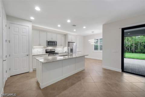 16367 Halberry Ln, Naples FL - photo 11 of 50