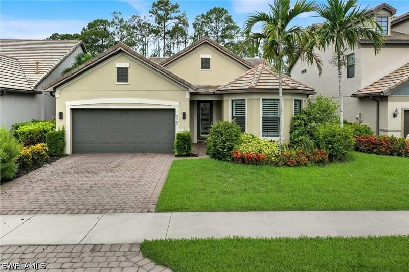 3 bedroom SingleFamilyResidence at 16367 Halberry Ln, Camden Lakes, Naples — photo 2