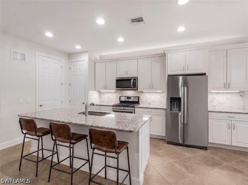 3 bedroom SingleFamilyResidence at 16367 Halberry Ln, Camden Lakes, Naples — photo 5