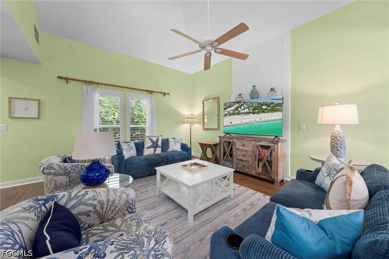 3 bedroom SingleFamilyResidence at 33 Urchin Ct, Sunset Captiva, Captiva — photo 4