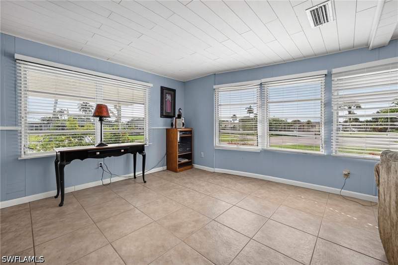 2 bedroom ManufacturedHome at 1 Cannes Dr, Riviera Colony, Naples — photo 4