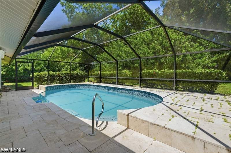 3 bedroom SingleFamilyResidence at 19028 Pine Run Ln, Pine Run, Fort Myers — photo 2