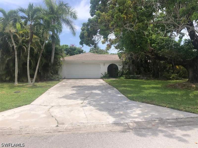 3 bedroom SingleFamilyResidence at 224 Pine Valley Cir, St Andrews At Lely Golf Estates, Naples — photo 2