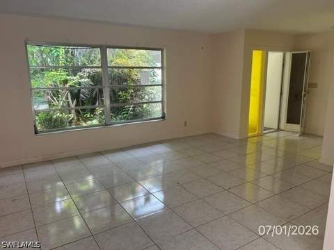 224 Pine Valley Cir, Naples FL - photo 7 of 26