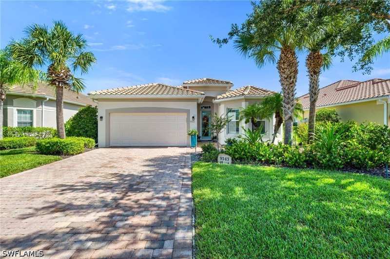 3 bedroom SingleFamilyResidence at 9343 Fieldstone Ln, The Quarry, Naples — photo 1