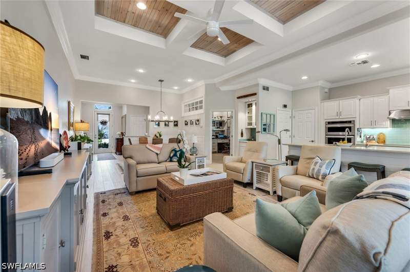 3 bedroom SingleFamilyResidence at 9343 Fieldstone Ln, The Quarry, Naples — photo 5