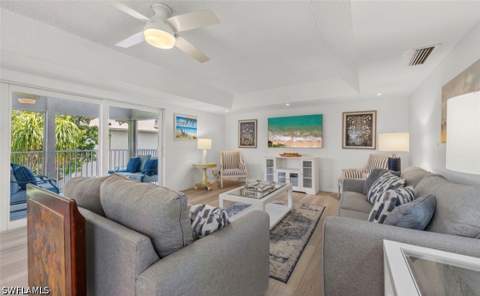 195 Peppermint Ln 2, Naples FL - photo 8 of 29