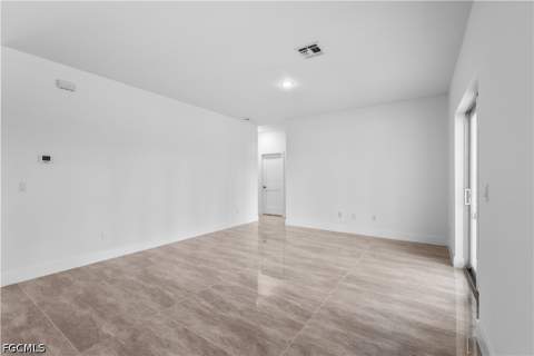1142 Dutchess St E, Lehigh Acres FL - photo 14 of 50