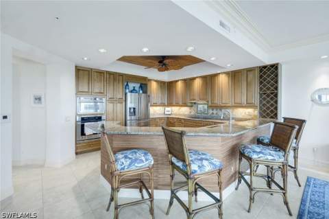 295 Grande Way T-04, Naples FL - photo 8 of 46