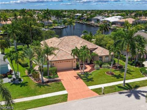 5514 Merlyn Ln, Cape Coral FL - photo 16 of 46