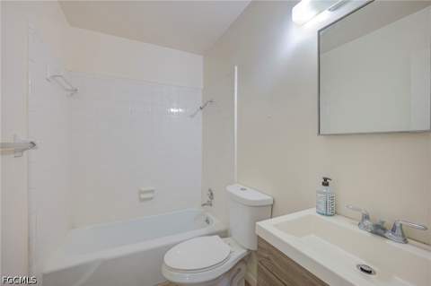 63 Tangelo Ct, Lehigh Acres FL - photo 10 of 19