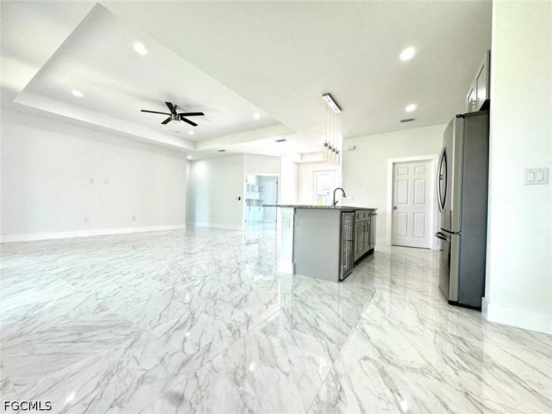 3 bedroom SingleFamilyResidence at 2321 SW 21st Ter, Cape Coral, Cape Coral — photo 2