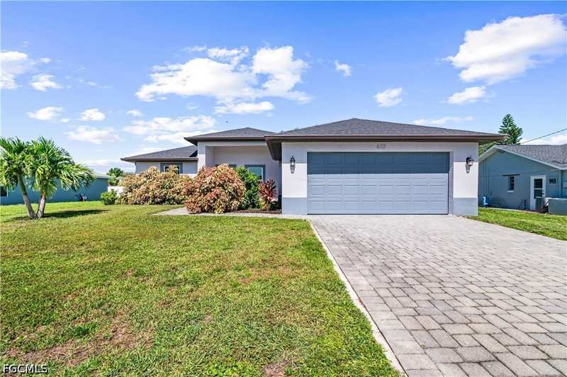 3 bedroom SingleFamilyResidence at 632 NE 2nd Ave, Cape Coral, Cape Coral — photo 1