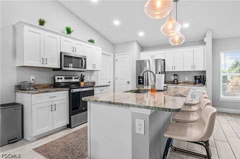 632 NE 2nd Ave, Cape Coral FL - photo 10 of 24