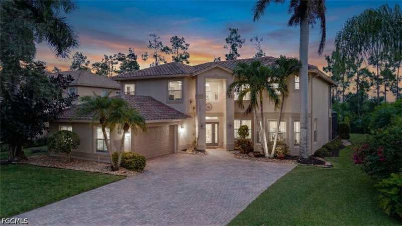 5 bedroom SingleFamilyResidence at 20886 Torre Del Lago St, Bella Terra, Estero — photo 1