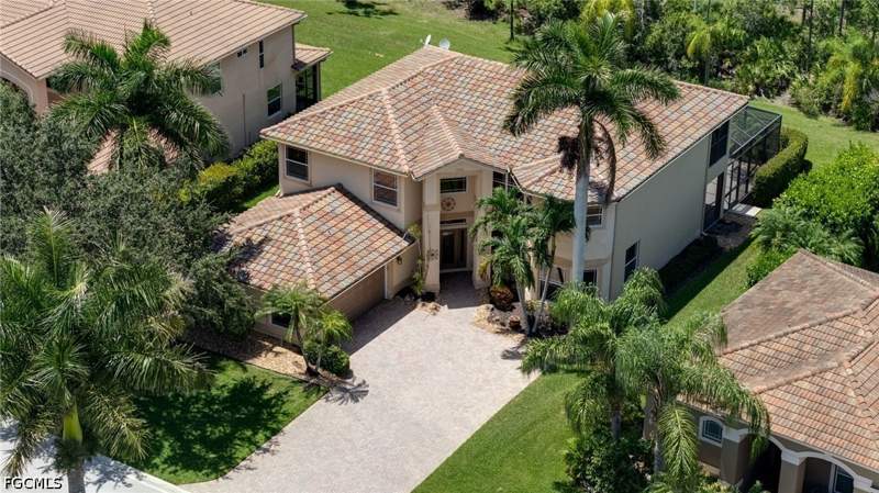 5 bedroom SingleFamilyResidence at 20886 Torre Del Lago St, Bella Terra, Estero — photo 2