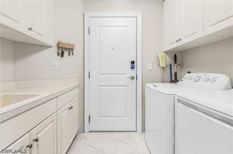 4192 Bay Beach Ln 875, Fort Myers Beach FL - photo 21 of 32