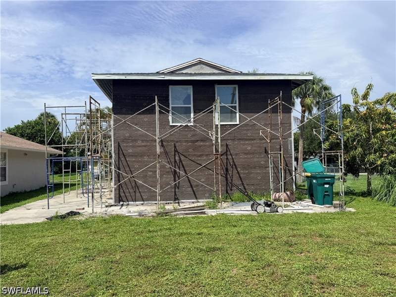 2 bedroom SingleFamilyResidence at 125 4th St, Trail Acres, Naples — photo 5