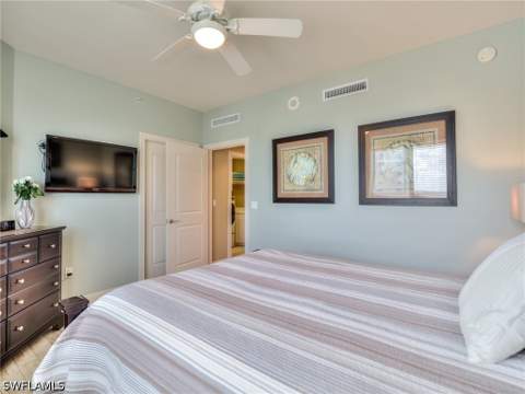 4182 Bay Beach Ln 761, Fort Myers Beach FL - photo 15 of 34