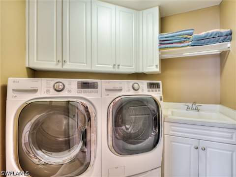 4182 Bay Beach Ln 761, Fort Myers Beach FL - photo 17 of 34