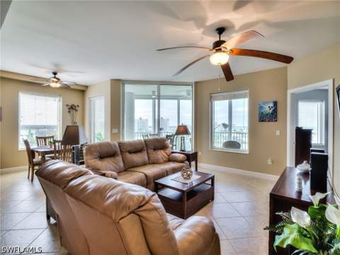 4182 Bay Beach Ln 761, Fort Myers Beach FL - photo 20 of 34