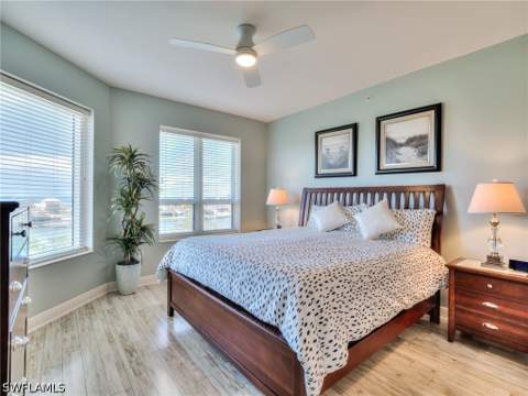 4182 Bay Beach Ln 761, Fort Myers Beach FL - photo 7 of 34