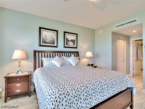 4182 Bay Beach Ln 761, Fort Myers Beach FL - photo 9 of 34