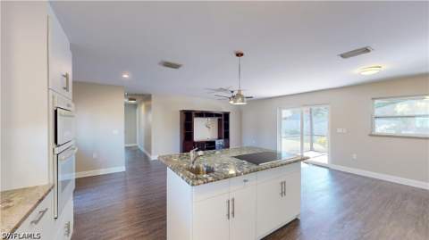27514 Playa Del Rey Ln, Bonita Springs FL - photo 7 of 40