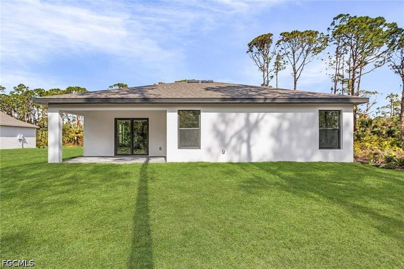 4 bedroom SingleFamilyResidence at 728 Goldrock Rd, Mirror Lakes, Lehigh Acres — photo 3