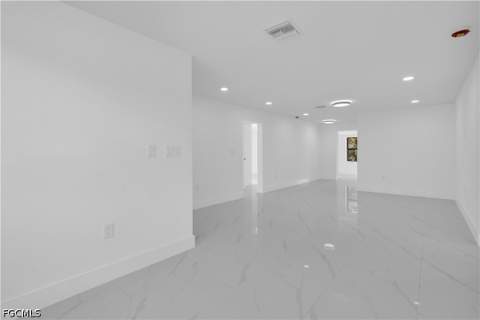 356 New York Dr, Fort Myers FL - photo 20 of 32