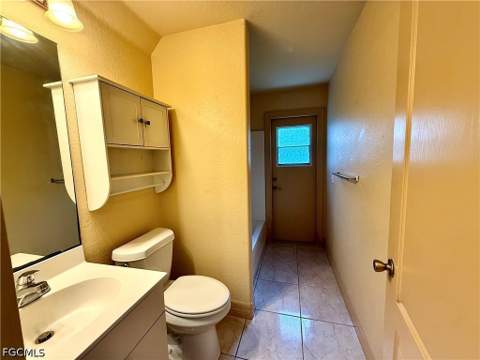1300 NW 10th St, Cape Coral FL - photo 12 of 17