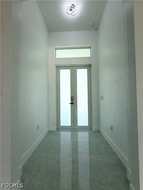 808 Congress Ave, Lehigh Acres FL - photo 10 of 24