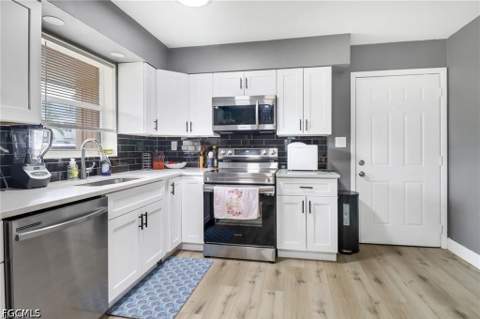 870 109th Ave N, Naples FL - photo 11 of 23