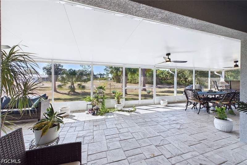 4 bedroom SingleFamilyResidence at 3008 Redwood Ln, Port Labelle, Labelle — photo 4