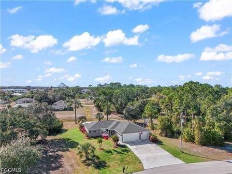 3008 Redwood Ln, Labelle FL - photo 6 of 48