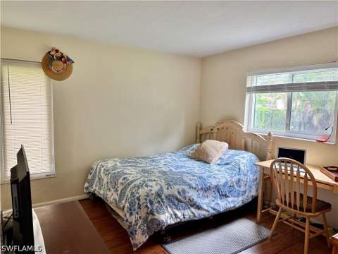 1066 Highlands Dr, Naples FL - photo 15 of 30