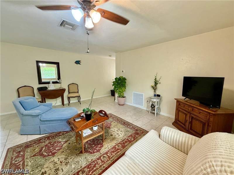 3 bedroom SingleFamilyResidence at 1066 Highlands Dr, Decker Highlands, Naples — photo 5