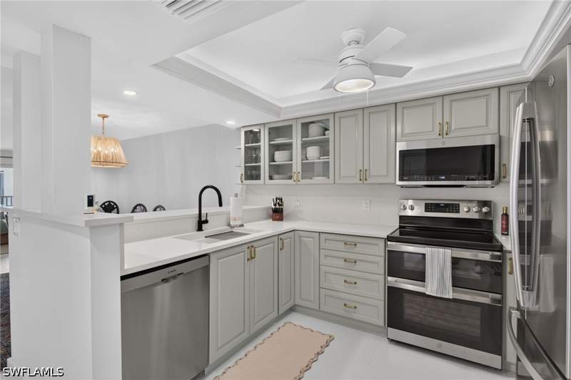 2 bedroom Condominium at 26000 Hickory Blvd 705, Casa Bonita I, Bonita Springs — photo 5