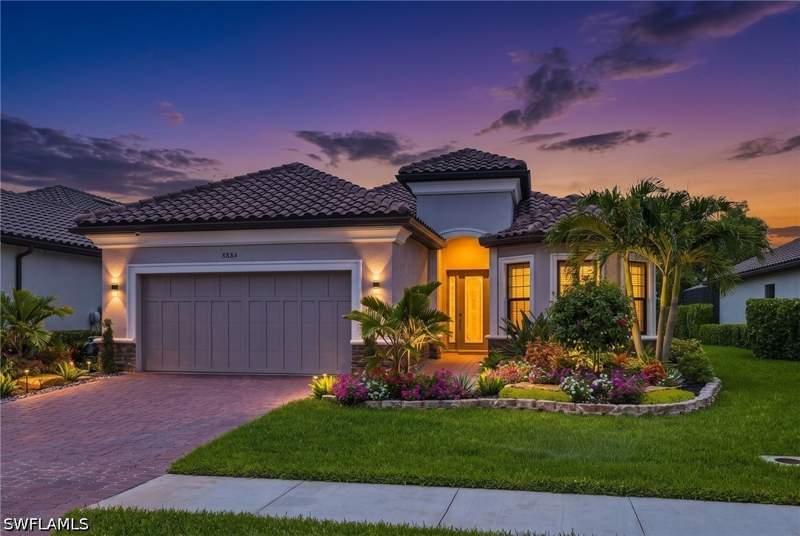 3 bedroom SingleFamilyResidence at 8884 Scarlotti Pl, Esplanade, Naples — photo 2