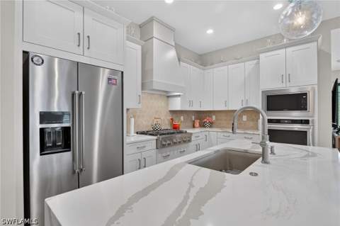 14596 Kingfisher Loop, Naples FL - photo 7 of 42