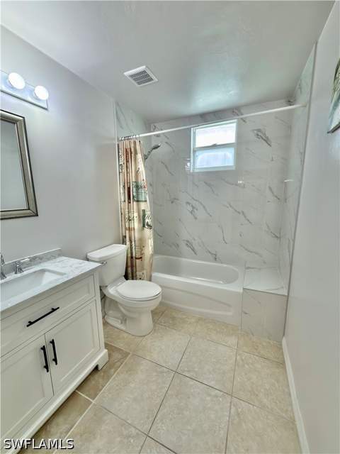 517 Robin Hood Cir 101, Naples FL - photo 14 of 29